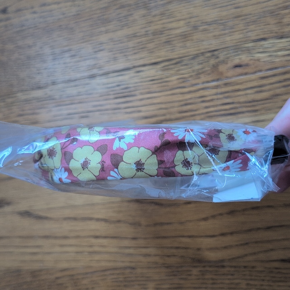 NWT Coach 100% Silk Headband Floral Script Print Pink Yellow - Picture 4 of 7